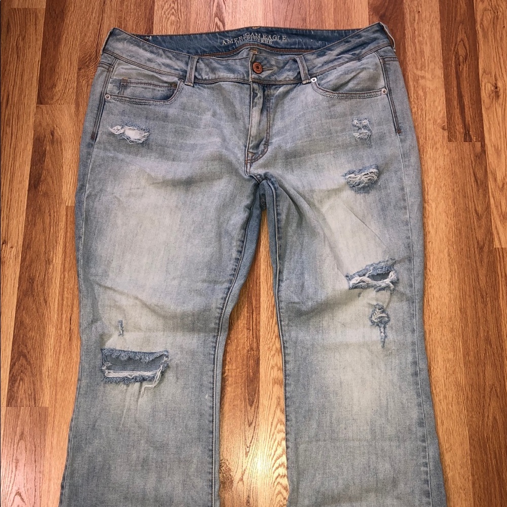 American Eagle kick boot size 18S distressed jeans